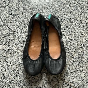 Tieks size 6 good condition
